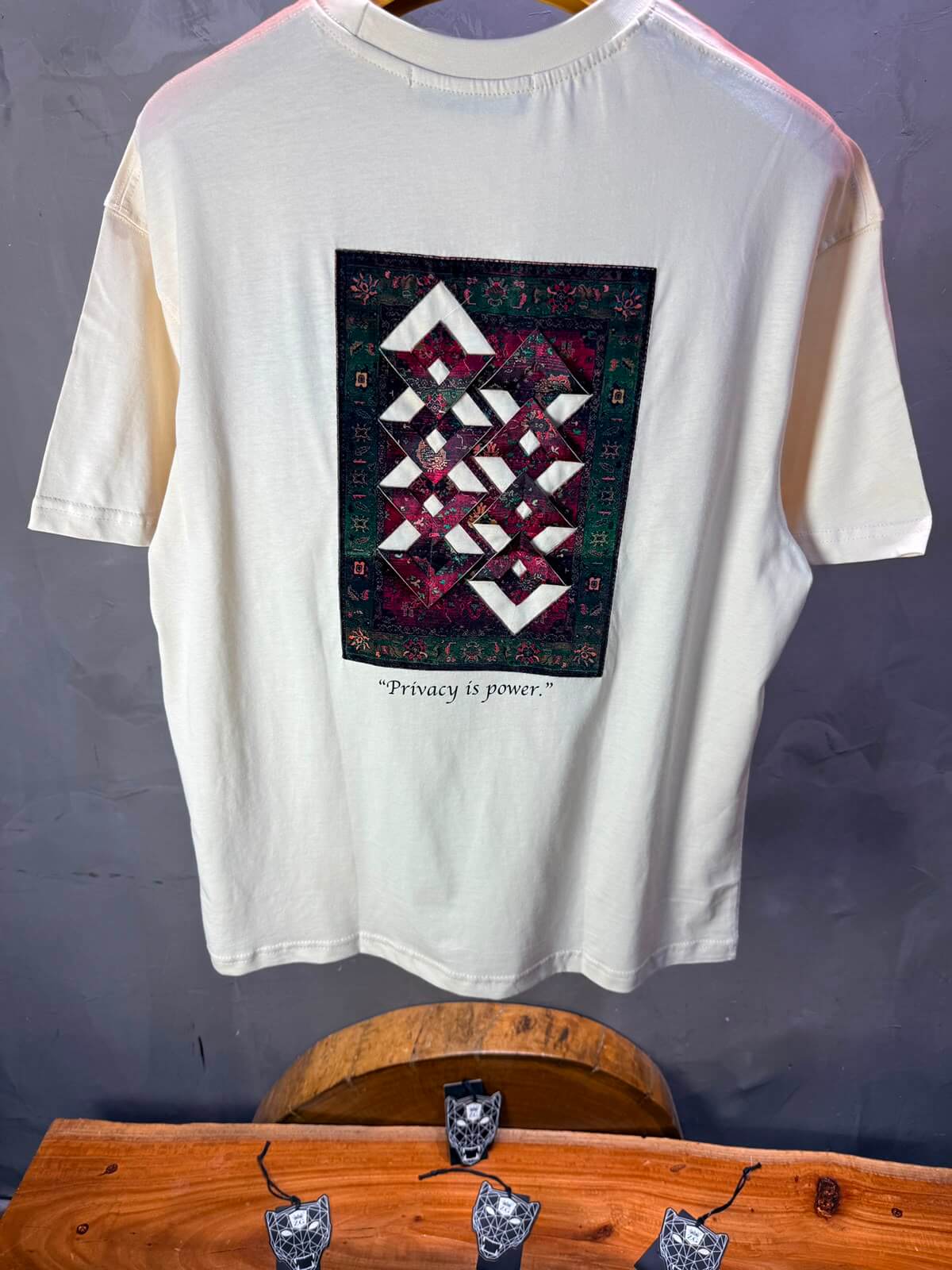 T-Shirt Oversize  Privacy is Power — Beige 5138
