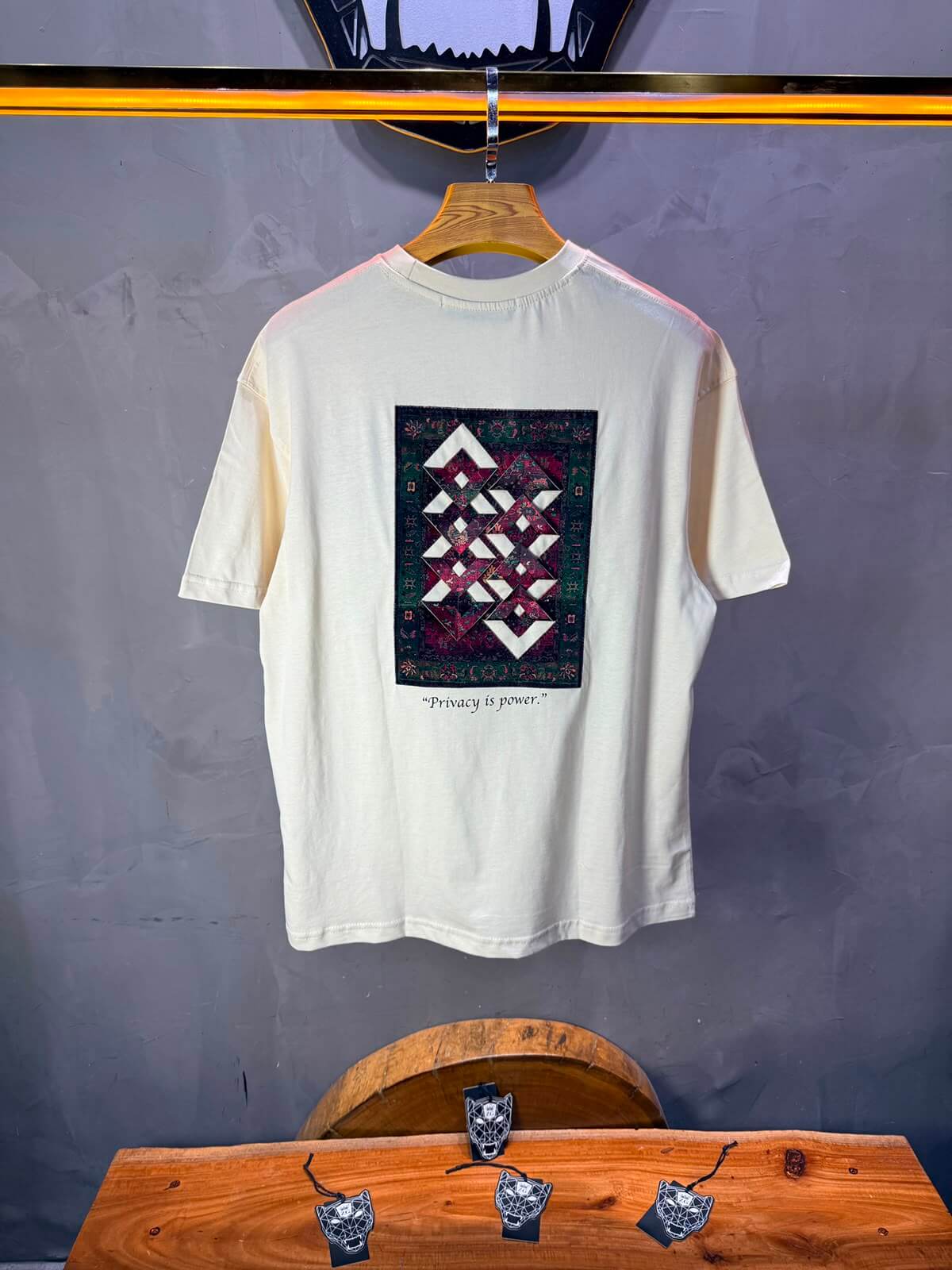 T-Shirt Oversize  Privacy is Power — Beige 5138