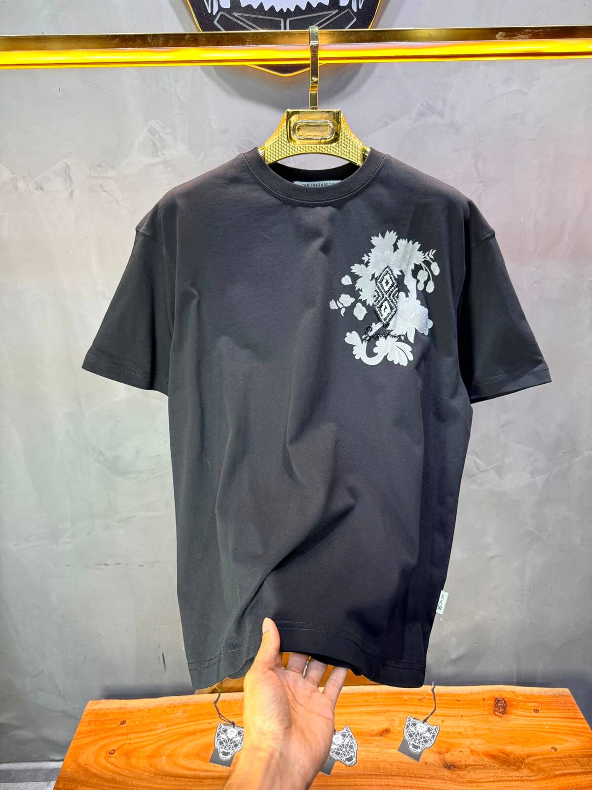 T-Shirt Oversize Urbanity Floral Baroque — Noir 5121