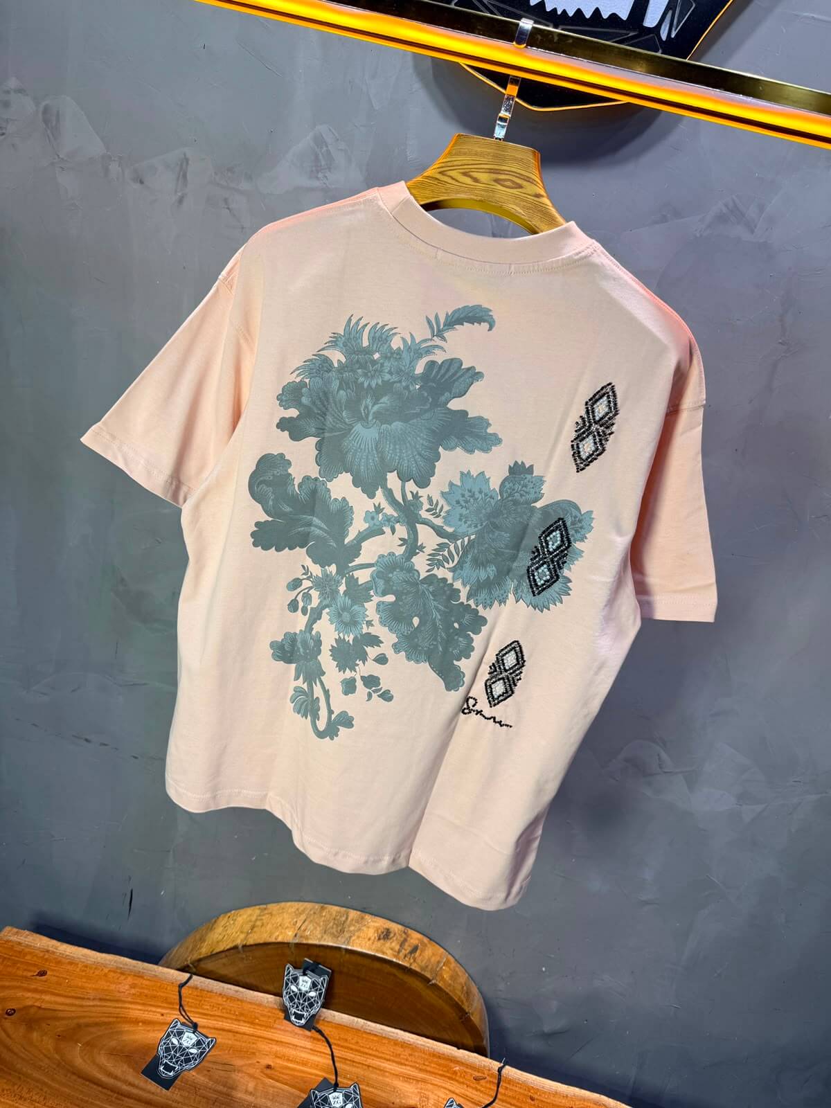T-Shirt Oversize Urbanity Floral Baroque — Rose 5121