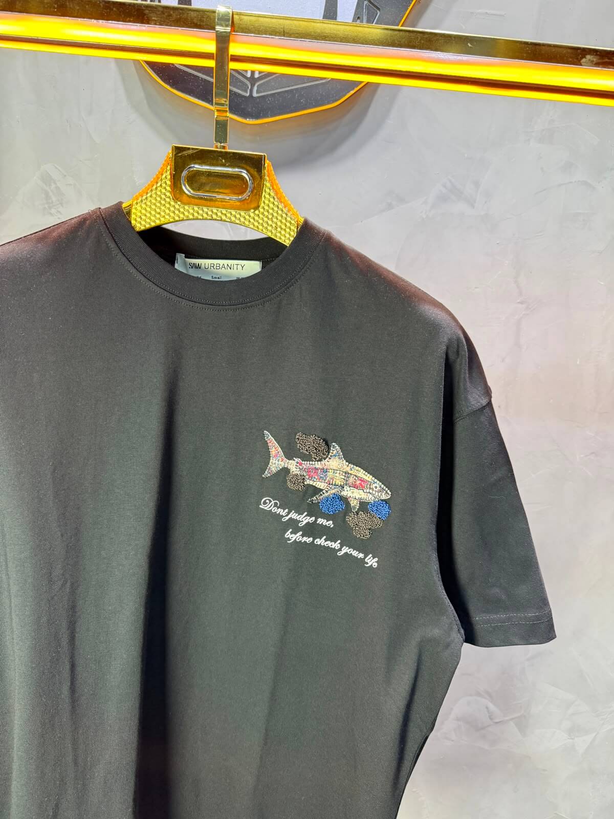 T-Shirt Oversize  Don’t Judge Me — Noir 5169