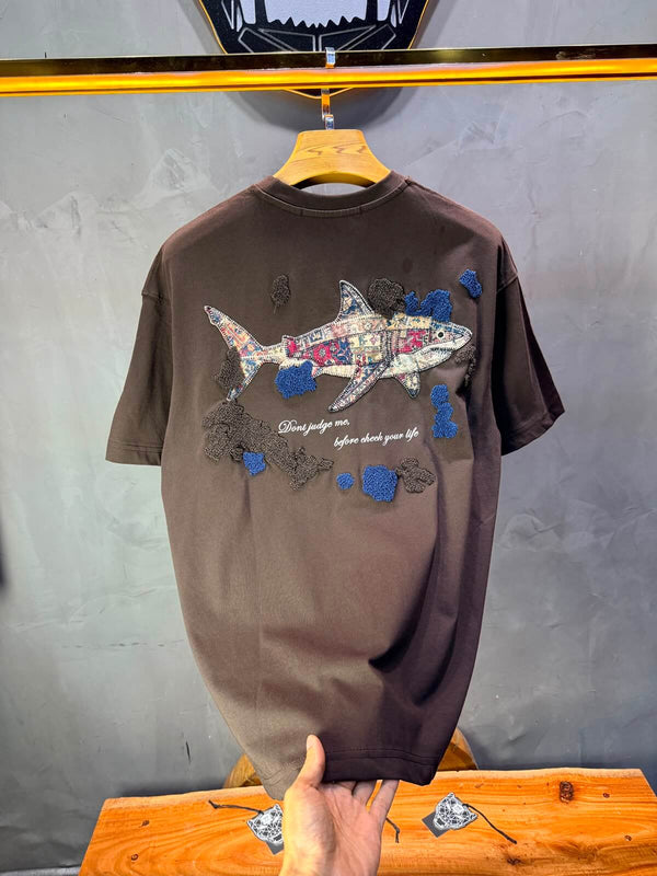 T-Shirt Oversize  Don’t Judge Me — Brown 5169