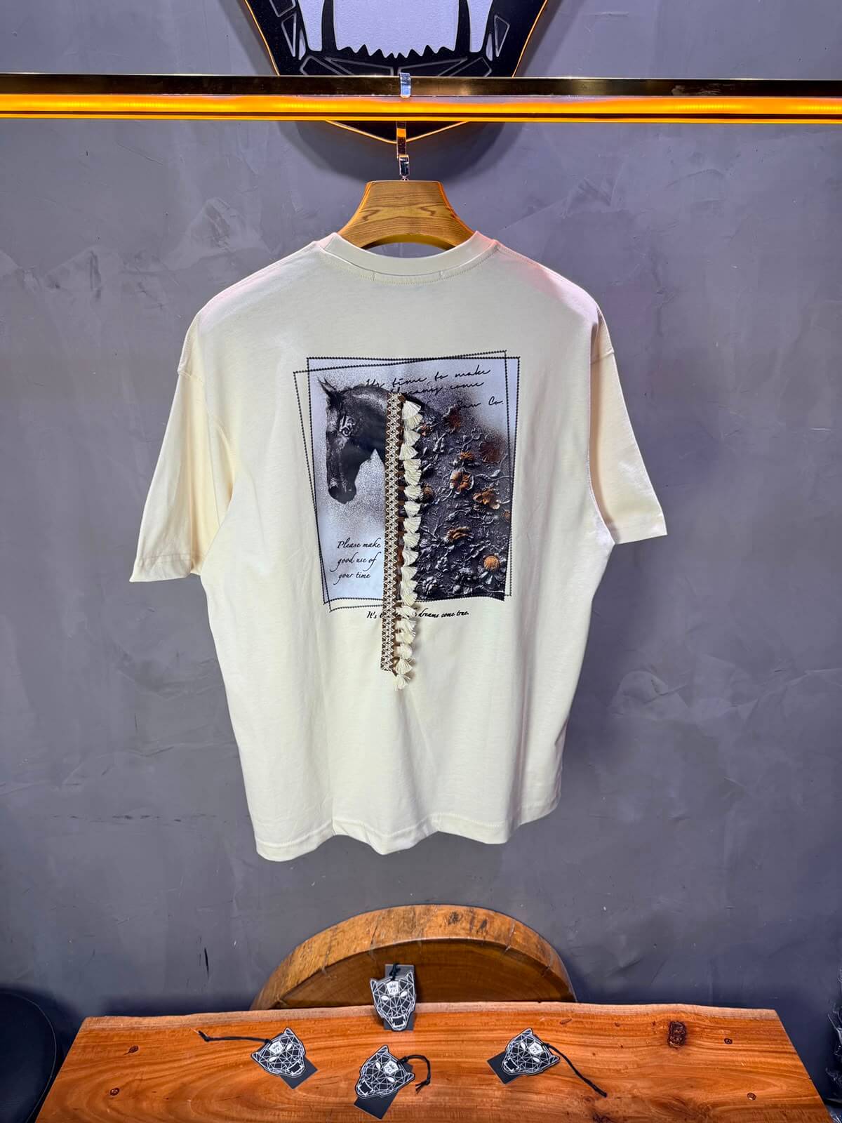 T-Shirt Dreams Come True — Beige 5106