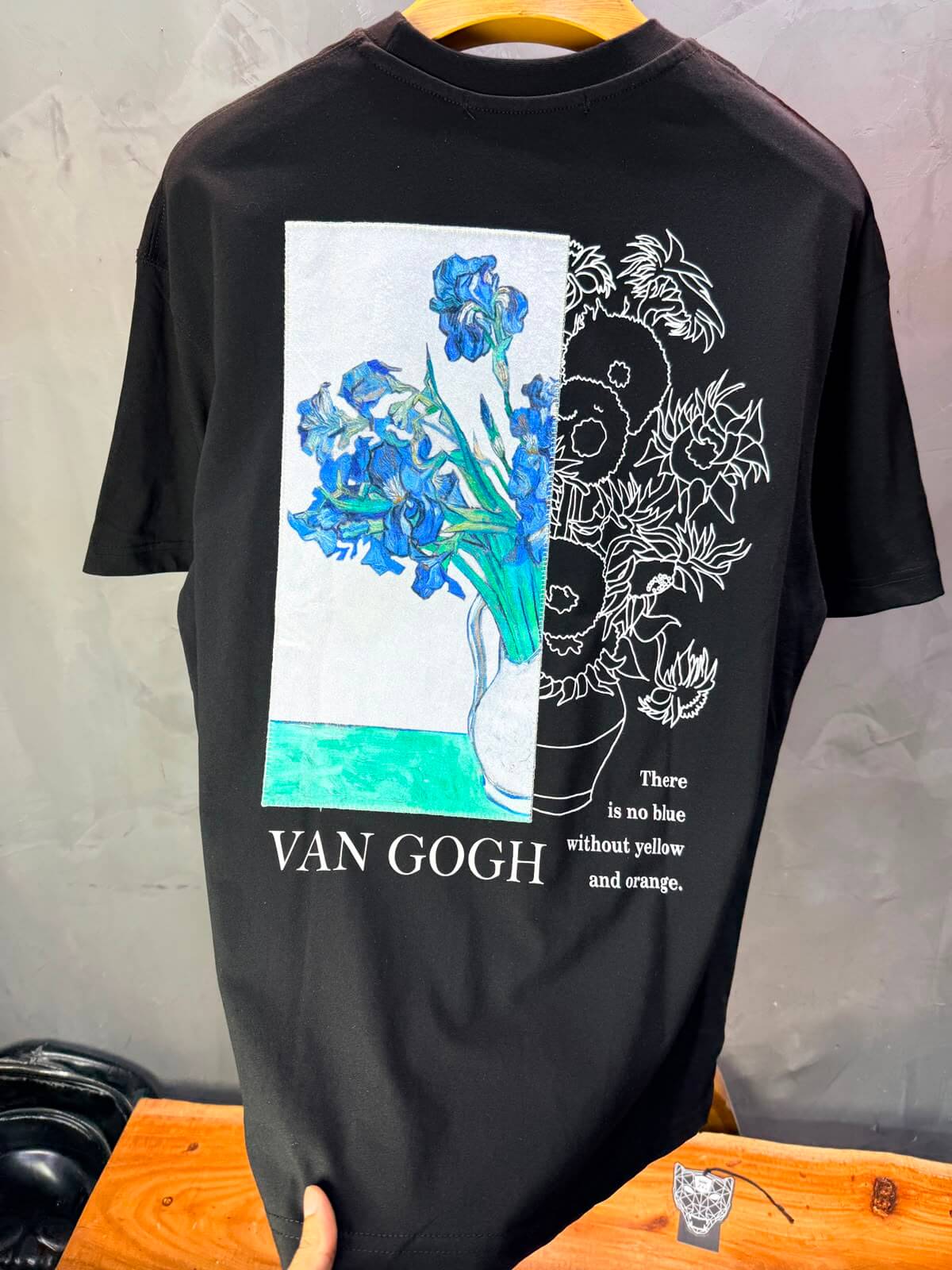 T-Shirt Van Gogh Irises — Noir 5141