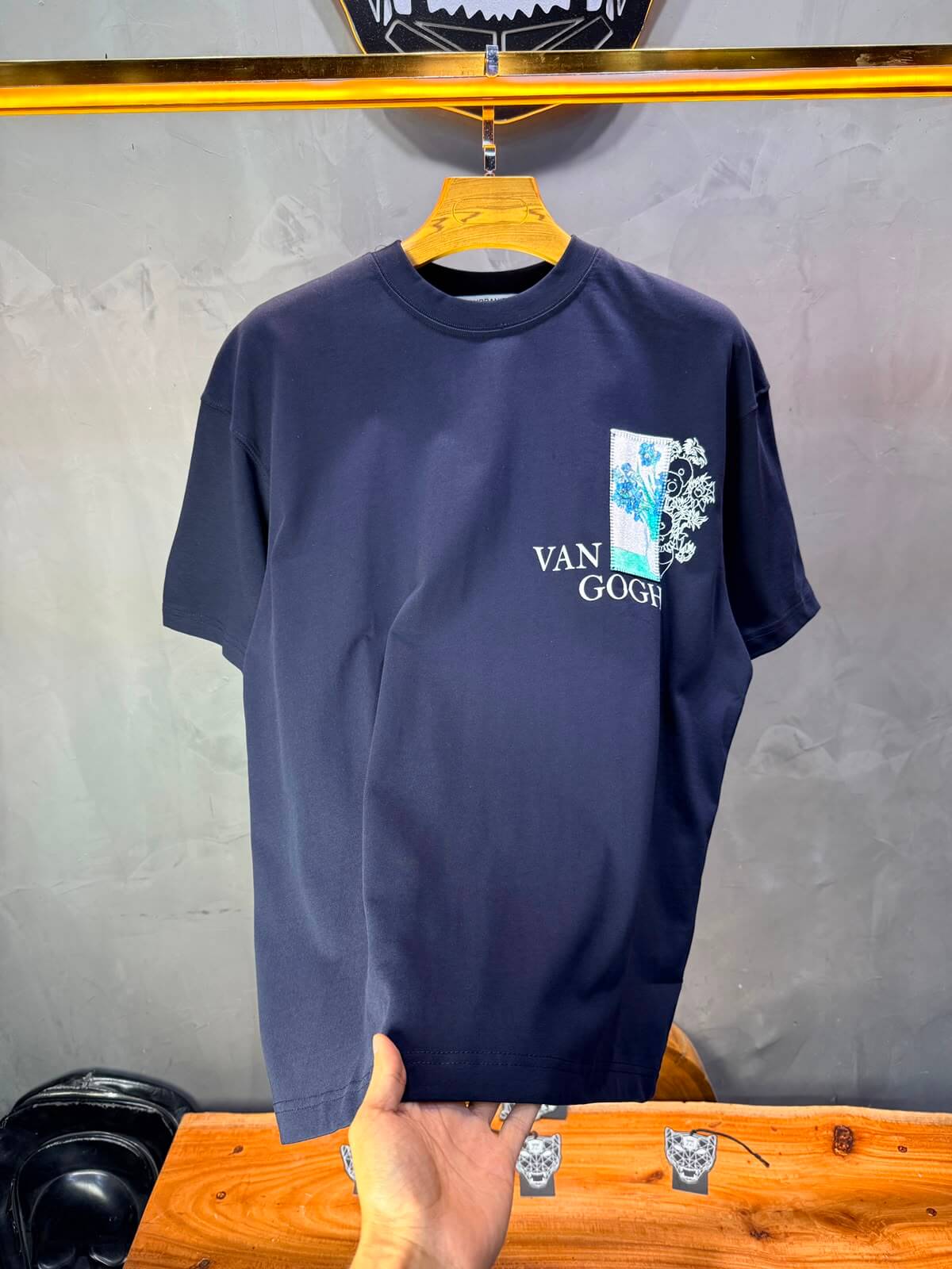 T-Shirt Van Gogh Irises — Navy Blue 5141