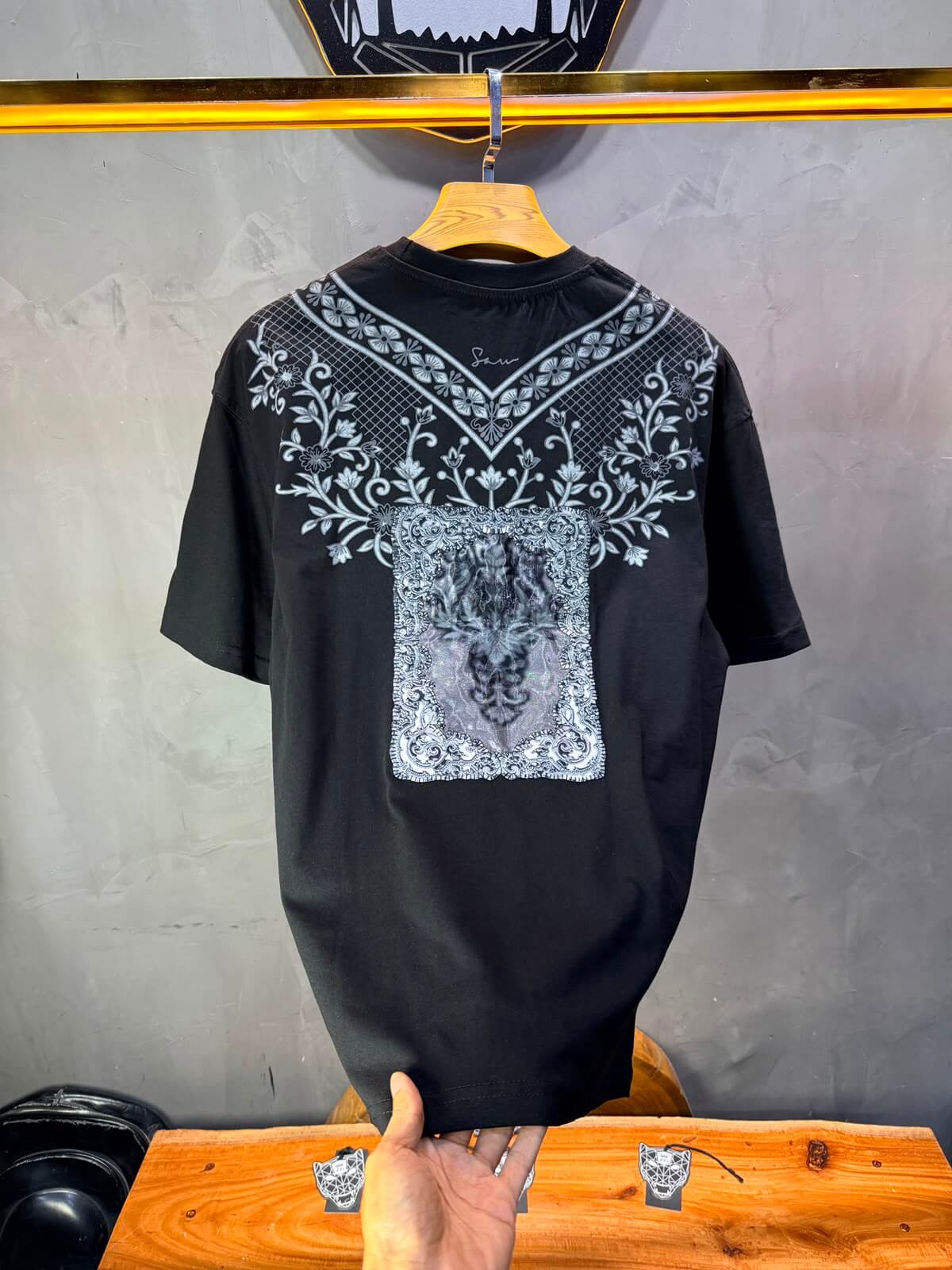 T-Shirt SAW Tiger Floral — Noir 5163
