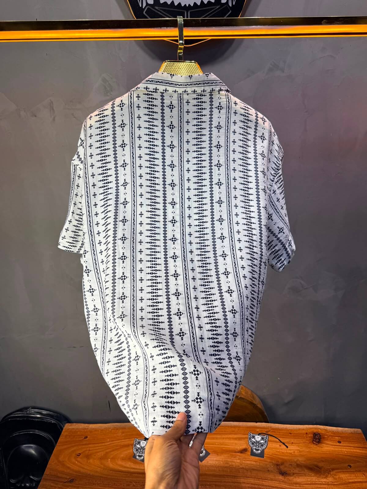 Chemise Amazigh Géométrique — Blanc Blue 174