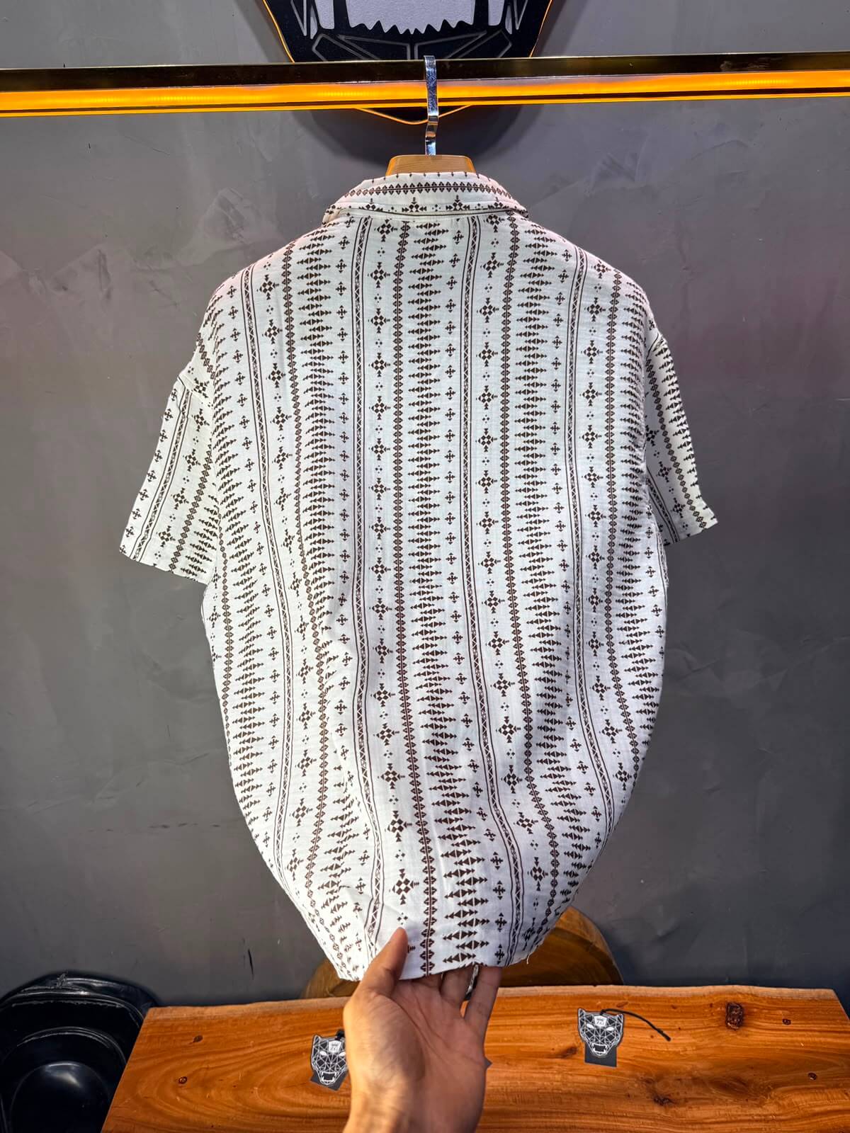 Chemise Amazigh Géométrique — Blanc Brown 174