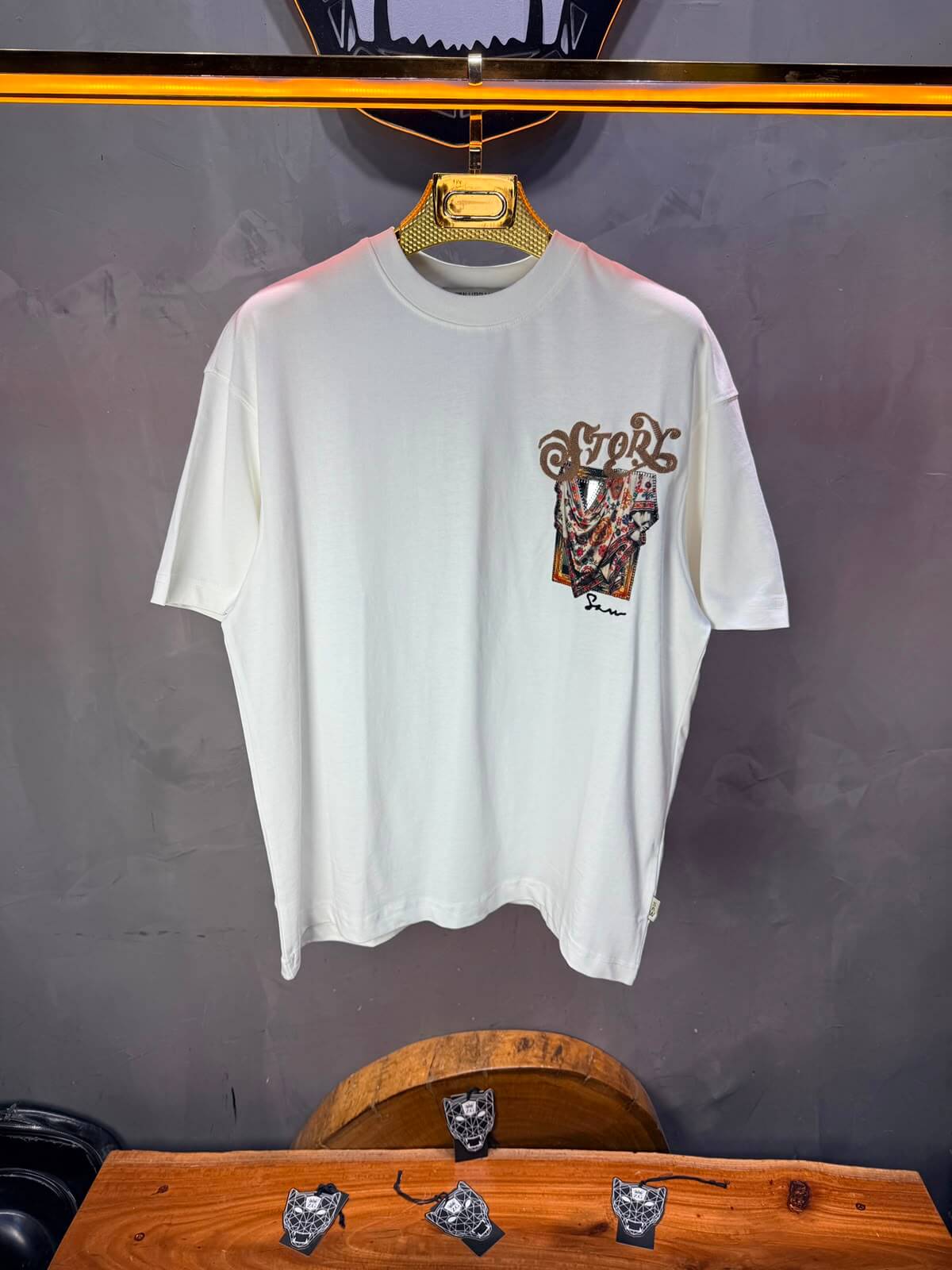T-Shirt Story Foulard Brodé — Blanc 5182