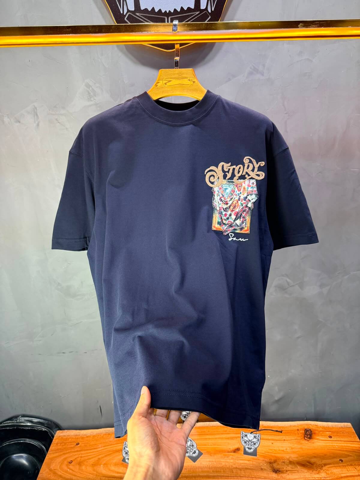 T-Shirt Story Foulard Brodé — Navy Blue 5182