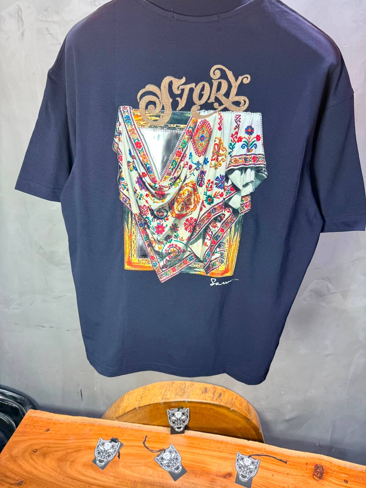 T-Shirt Story Foulard Brodé — Navy Blue 5182