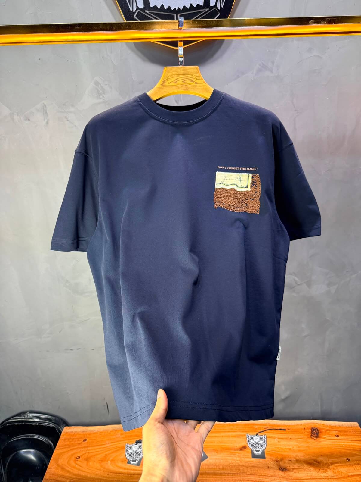 T-Shirt Don’t Forget The Magic — Navy Blue 5104