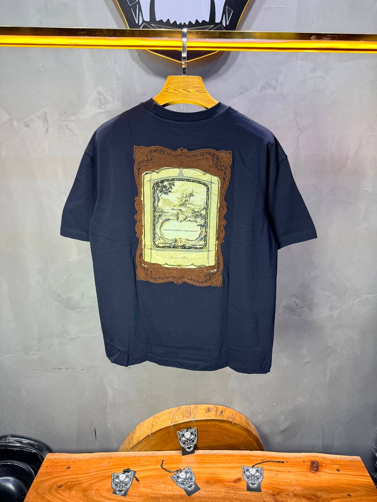 T-Shirt Don’t Forget The Magic — Navy Blue 5104