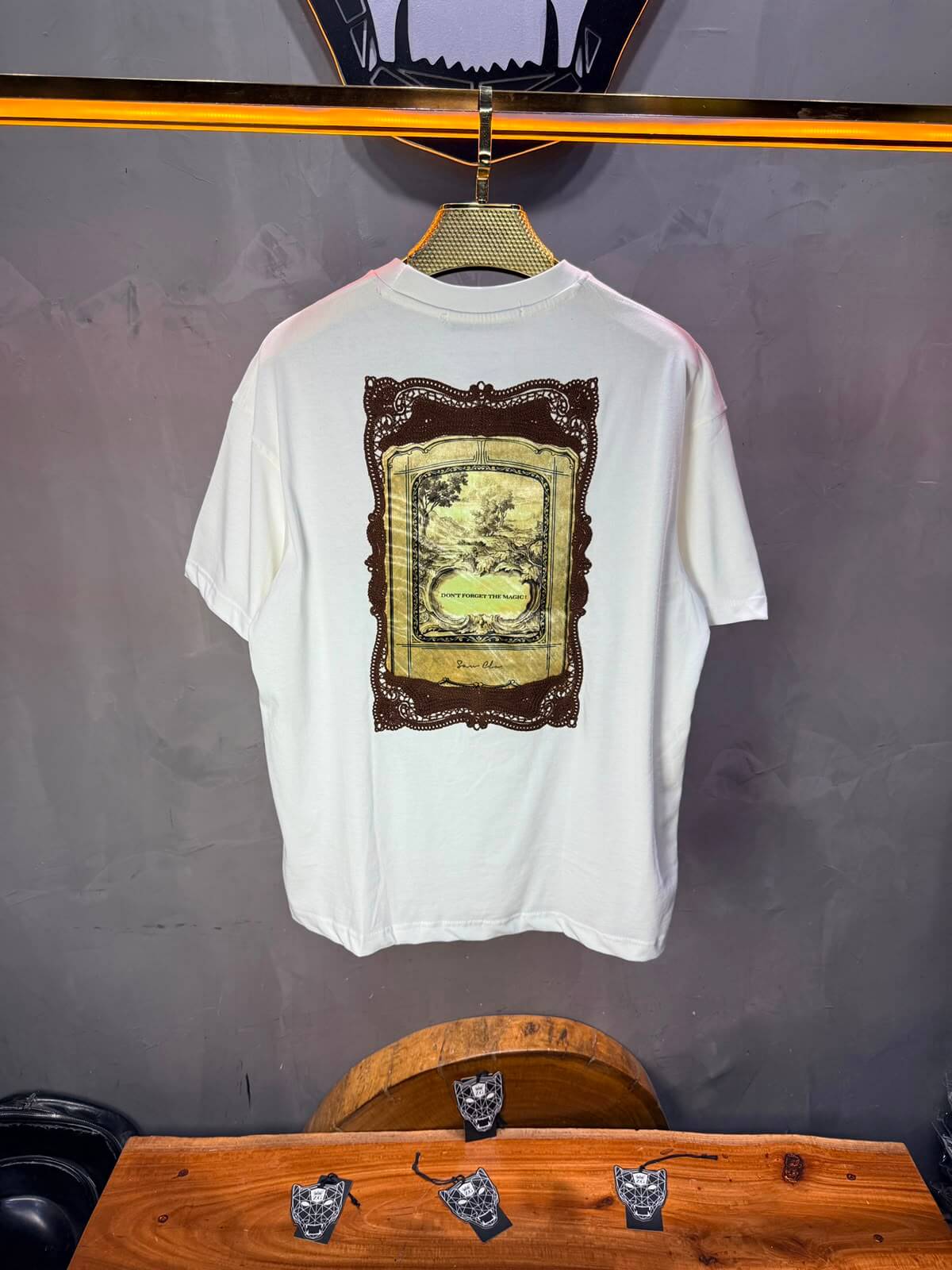 T-Shirt Don’t Forget The Magic — Blanc 5104