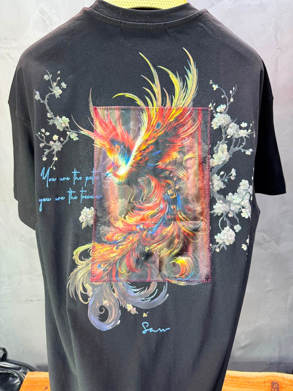 T-Shirt Phénix Sakura — Sam — Noir 5180
