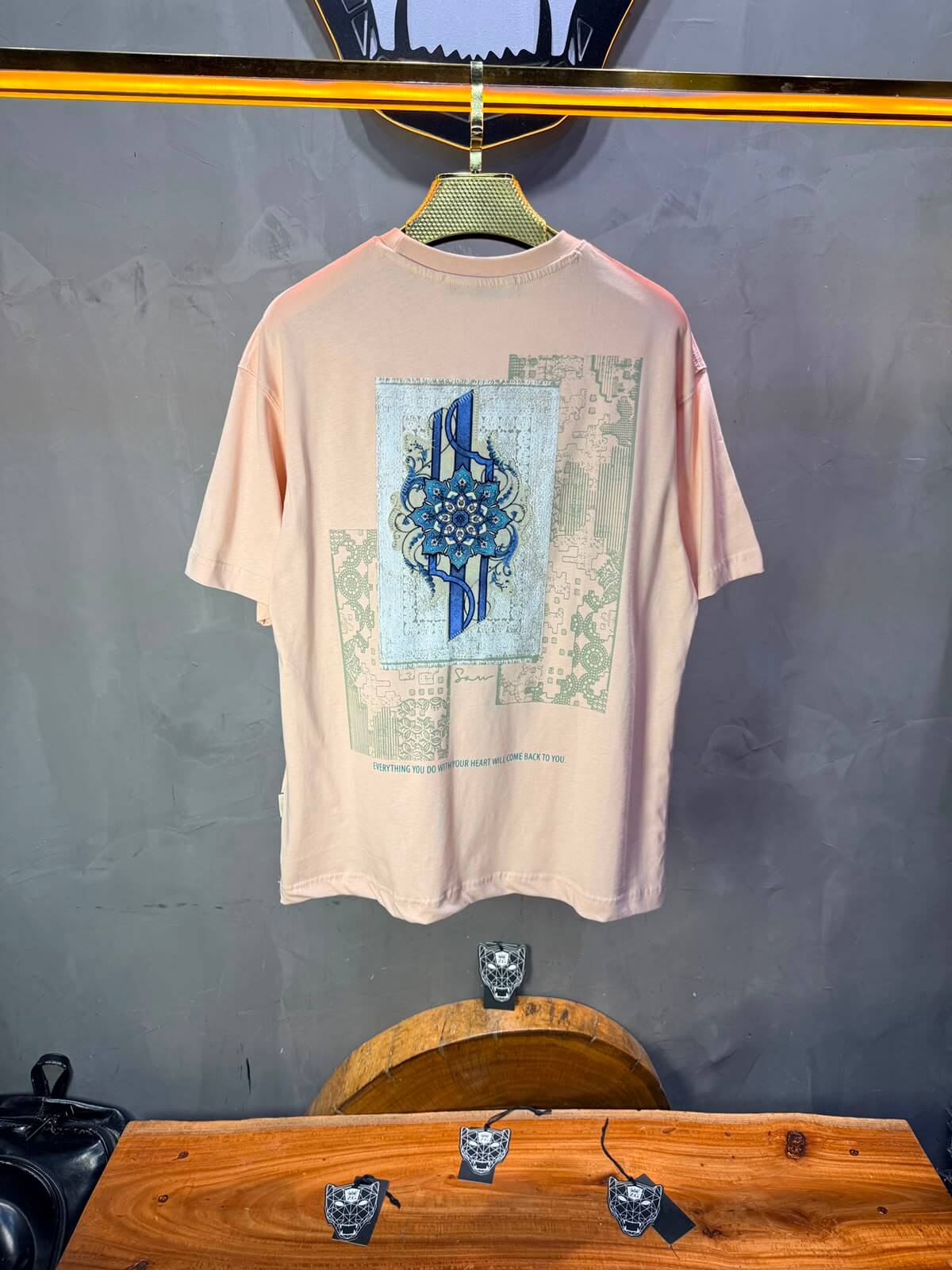T-Shirt Calligraphie Mandala — Sam — Rose 5075
