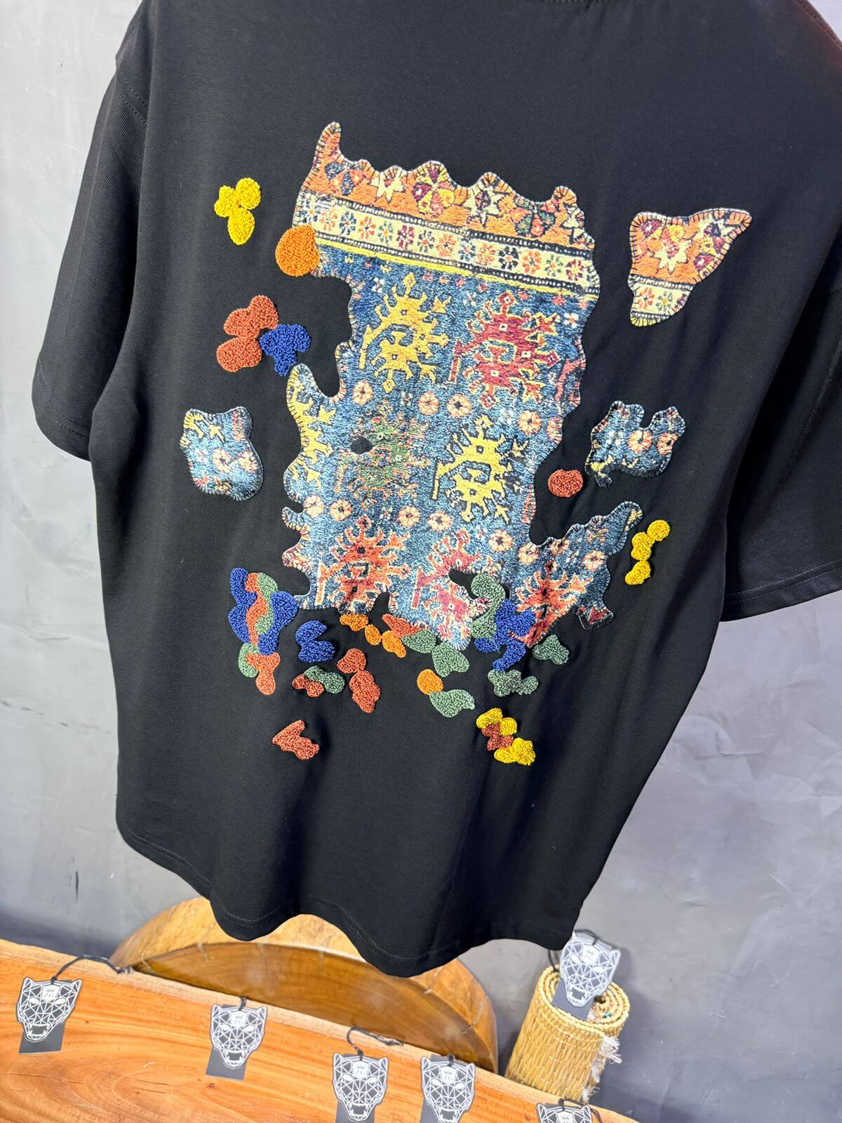 T-Shirt Authentic Brodé — SW Urbanity — Noir 5079