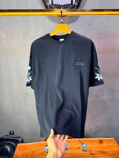 T-Shirt «All Limitations Are Self-Imposed» — Essence of Life — Noir 112