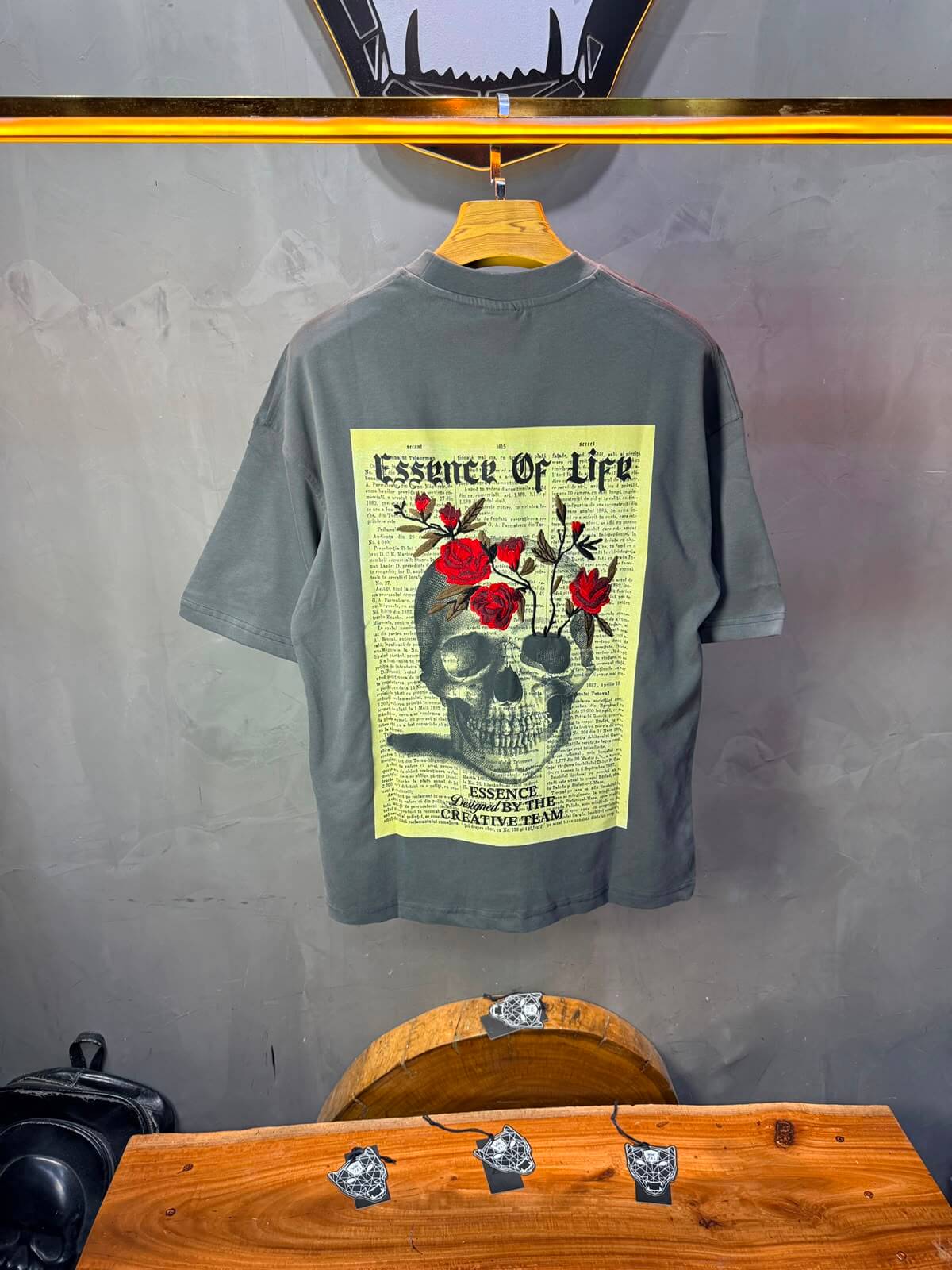 T-Shirt Essence Of Life — Skull & Roses — Grey 169