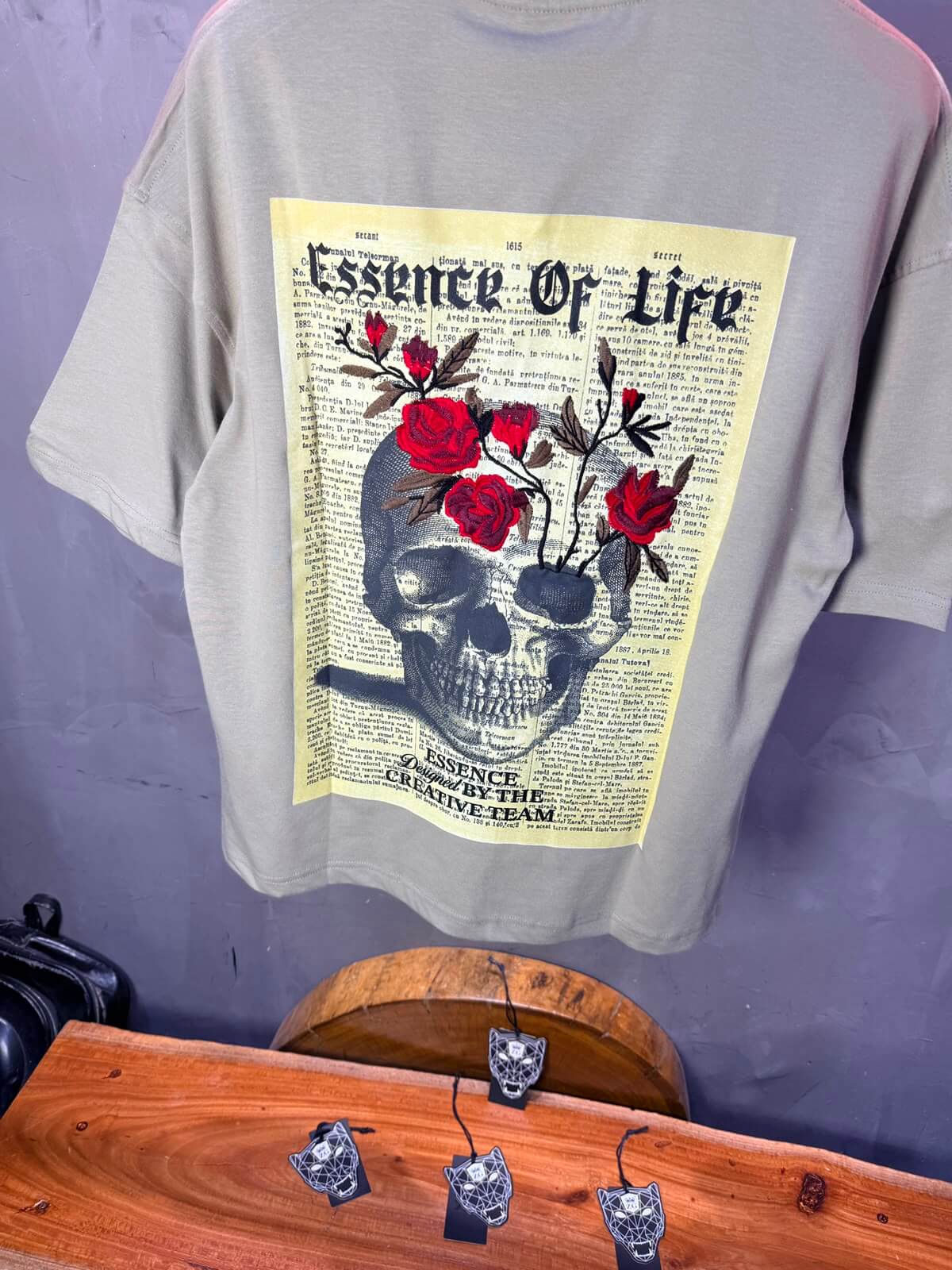 T-Shirt Essence Of Life — Skull & Roses — Beige 169