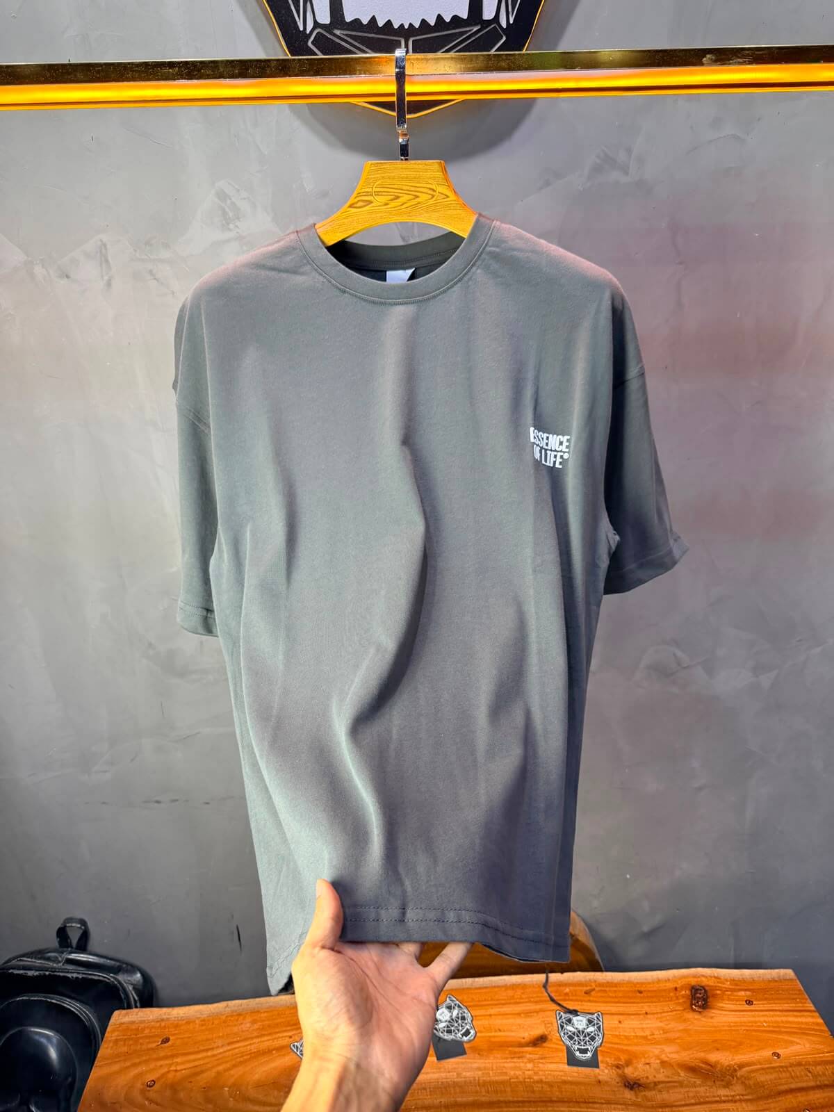 T-Shirt Essence Of Life® — Bandana Bleu — Gris Noir 091