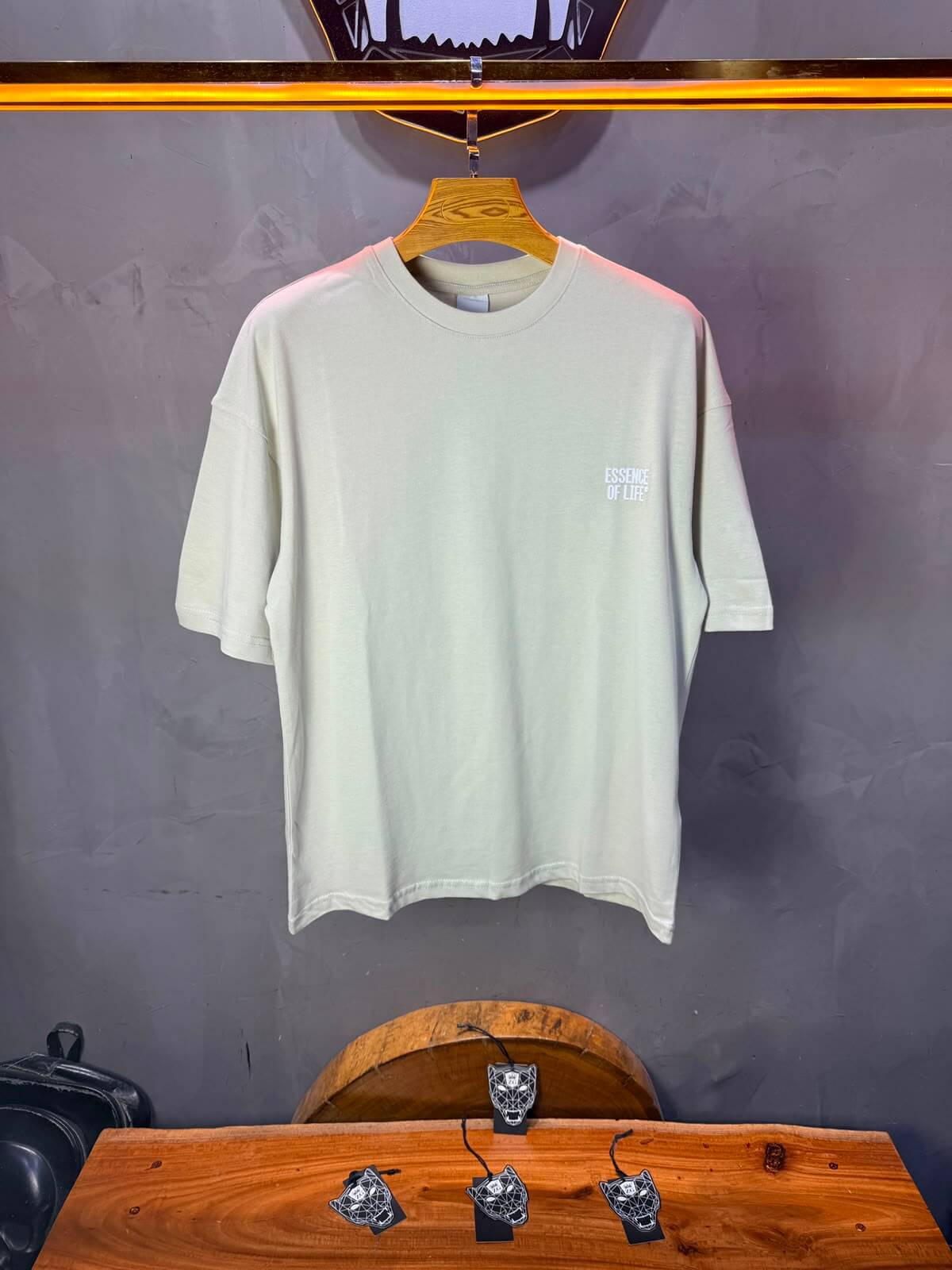 T-Shirt Essence Of Life® — Bandana Bleu — Beige 091