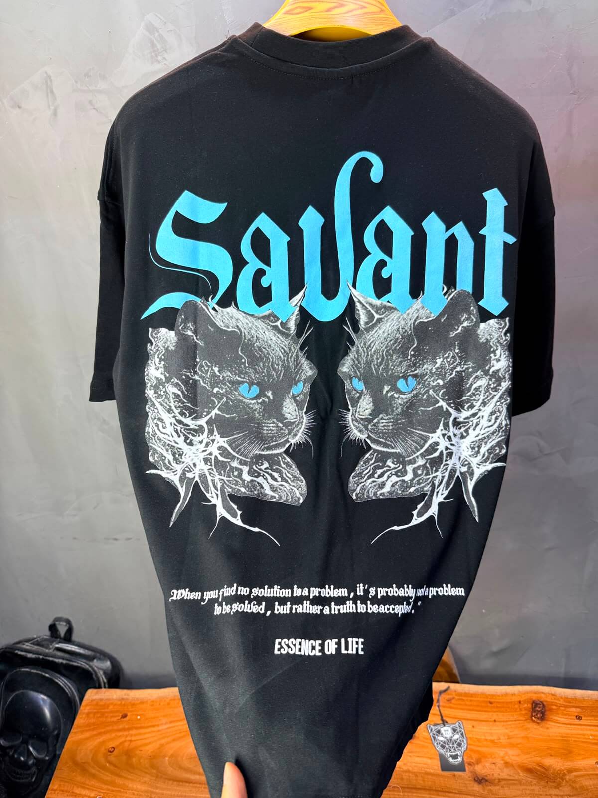 T-Shirt Savant — Twin Cats Gothic — Noir 138