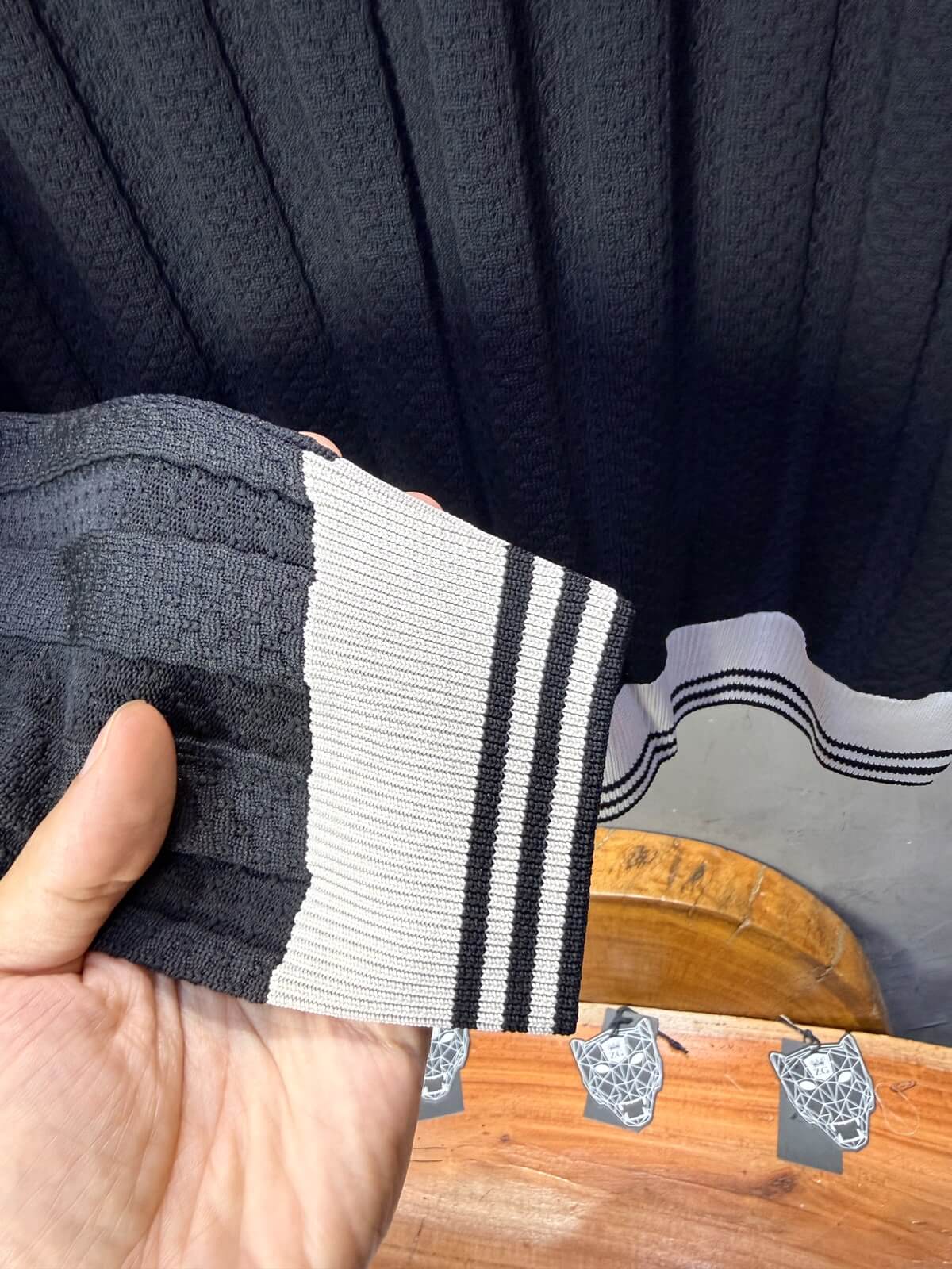Pull homme  à col polo Regular Noir 8005