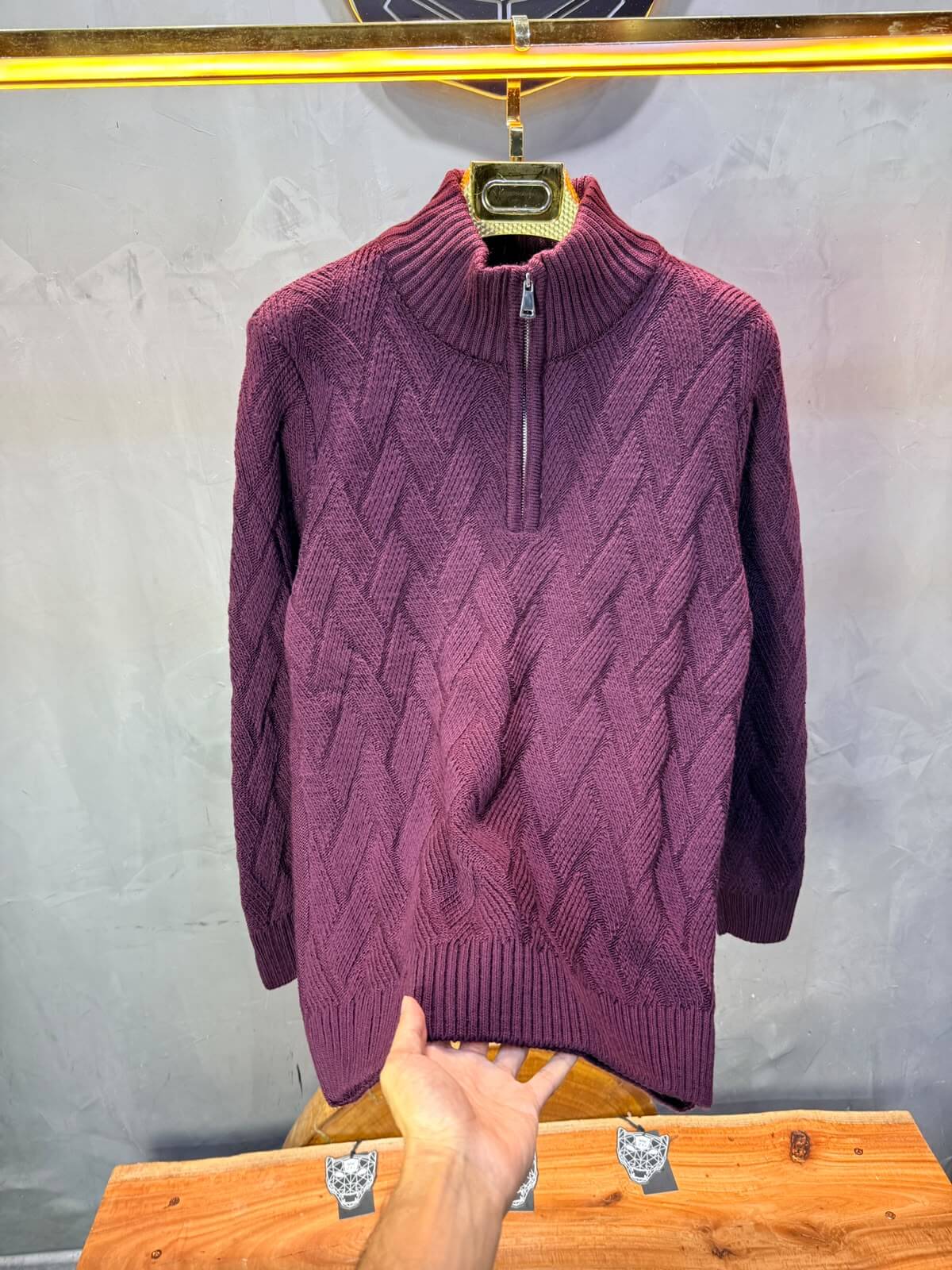 Pull tricot Noir Bordeaux size 5520