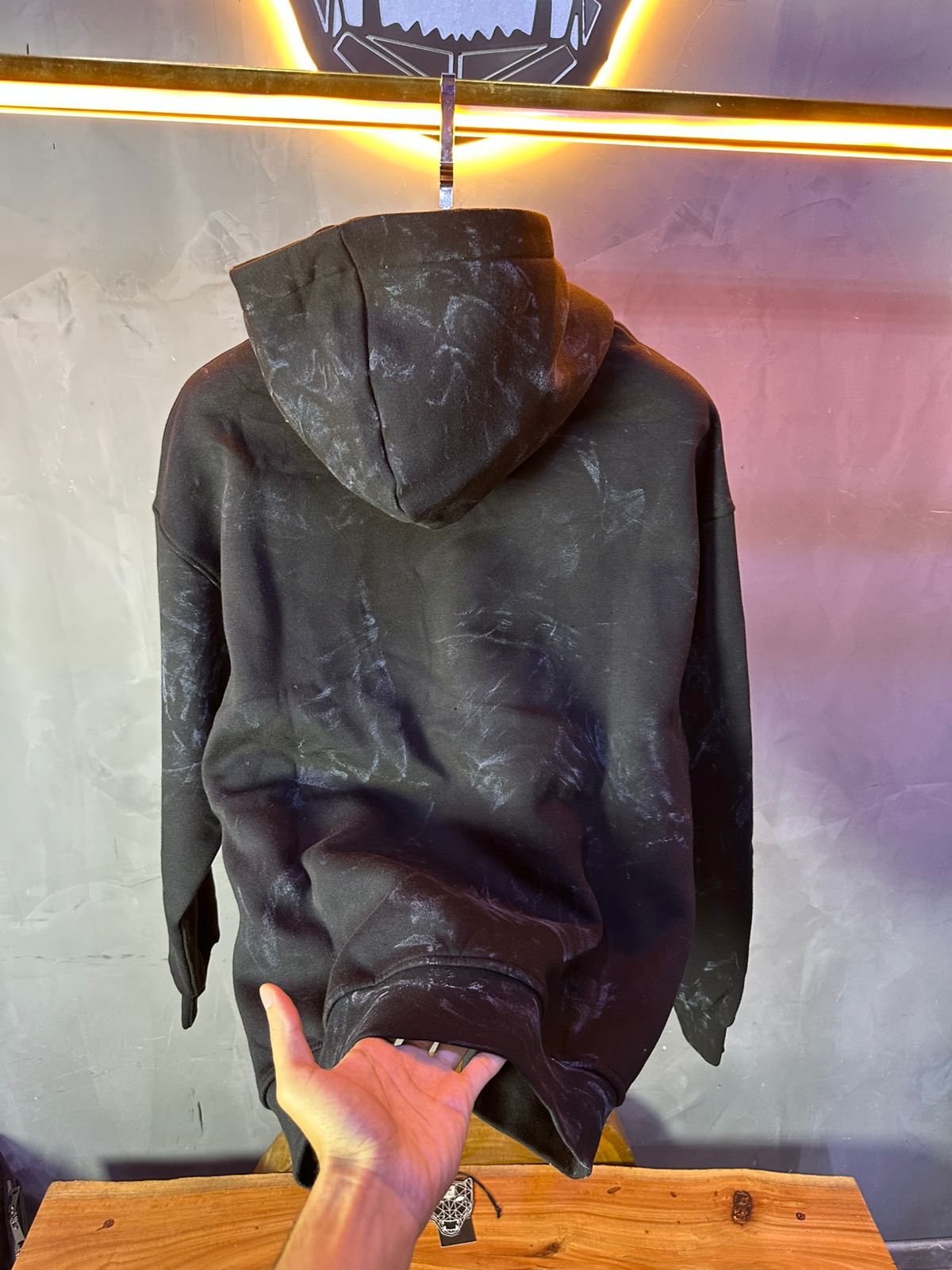 CAPUCH ESSENCE BLACK 1024