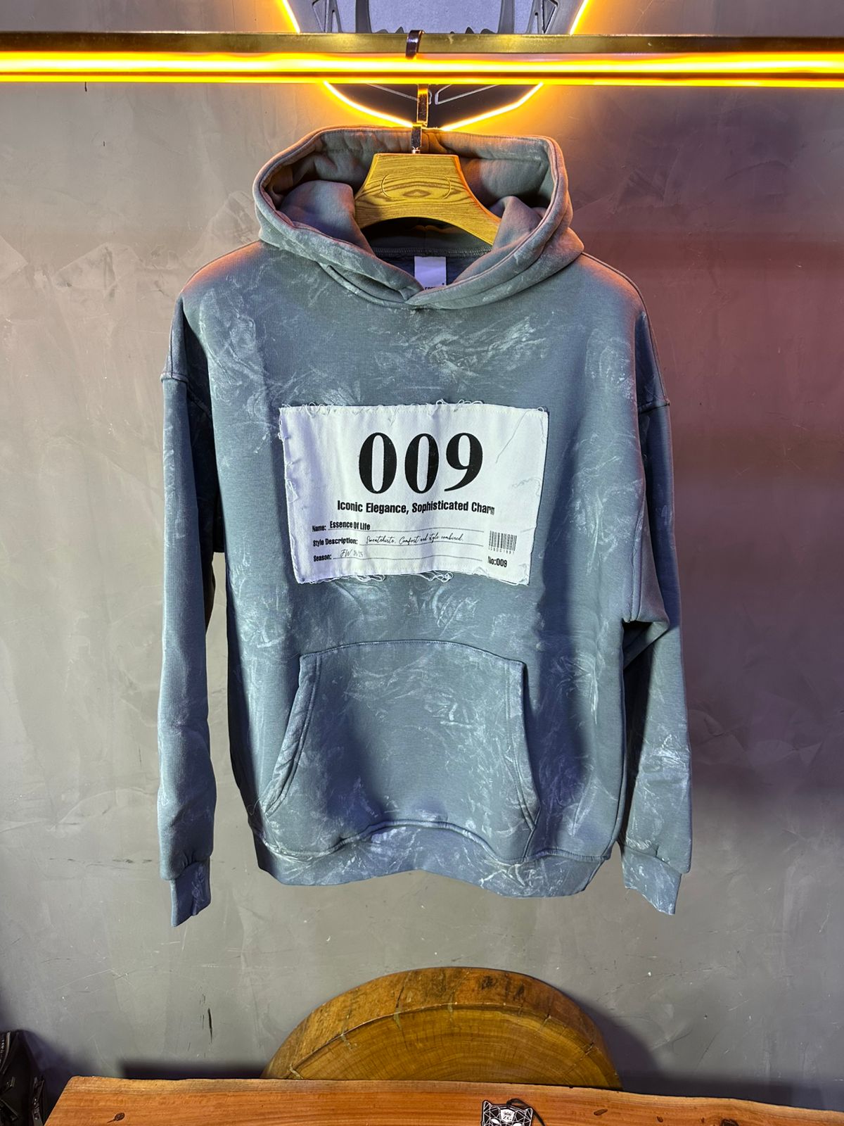 CAPUCH ESSENCE GREY 1024