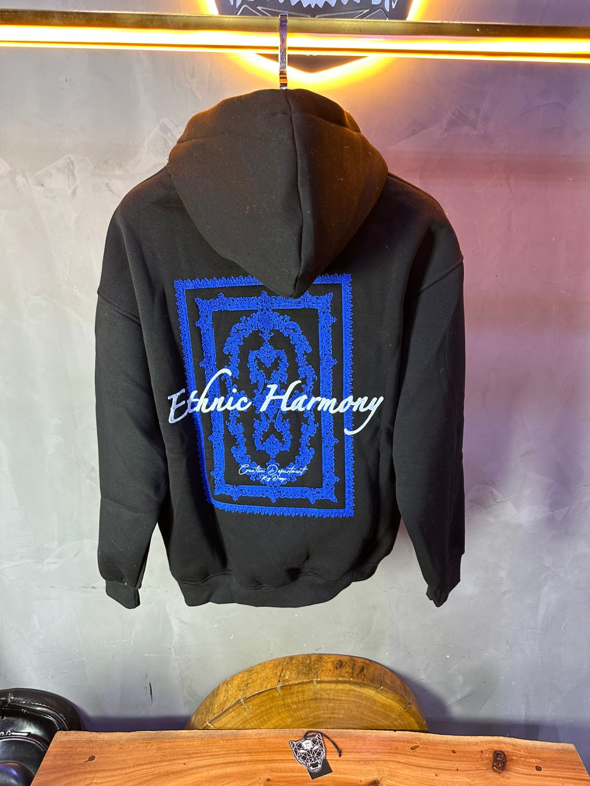 CAPUCH ESSENCE BLACK 1030