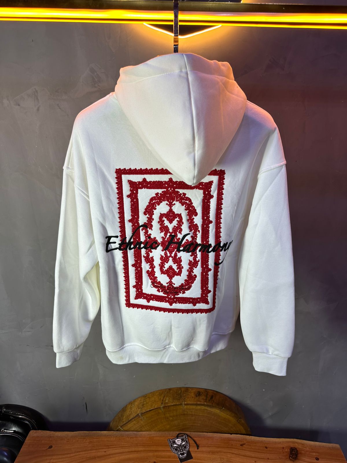 CAPUCH ESSENCE WHITE 1030