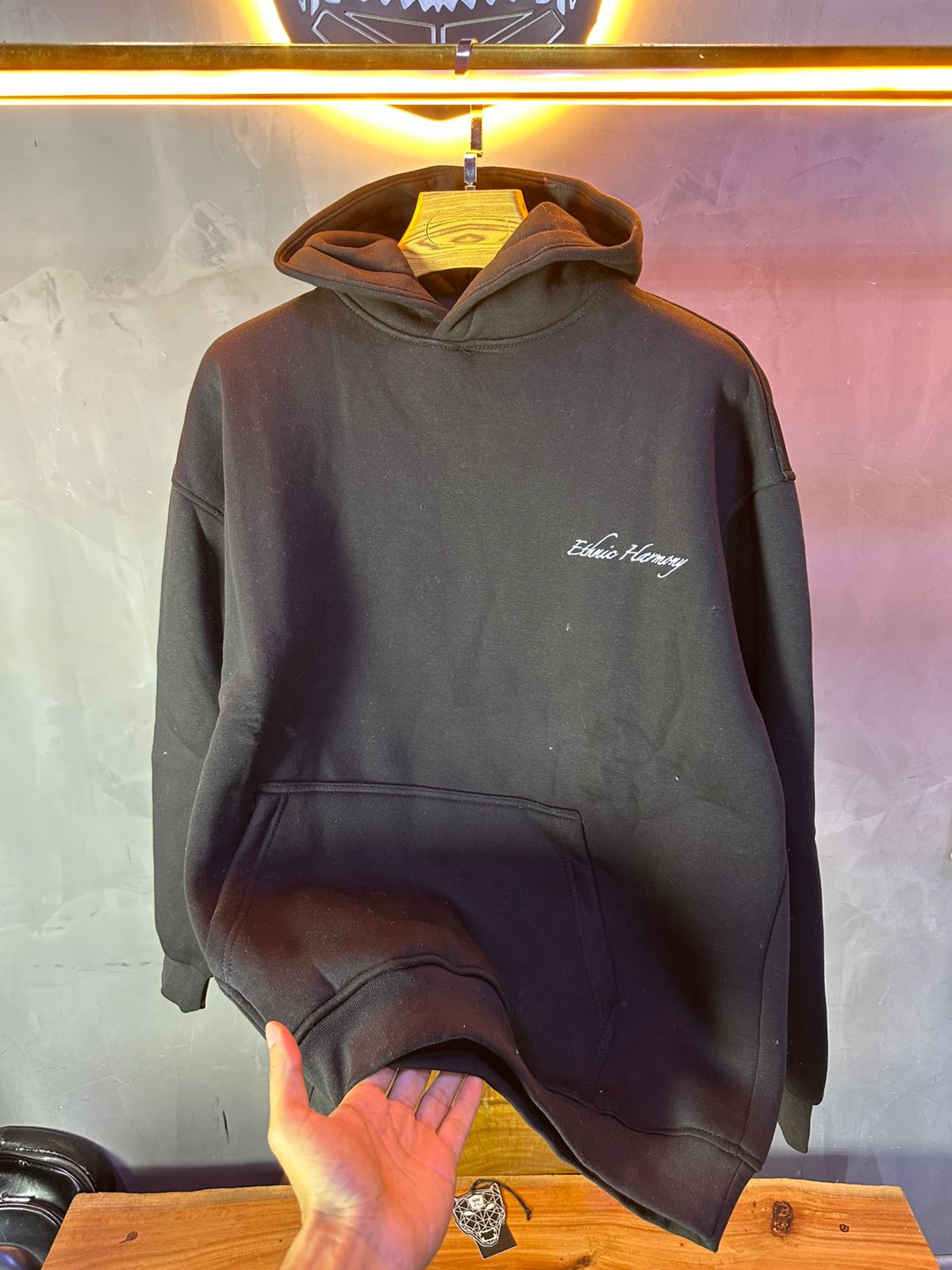 CAPUCH ESSENCE BLACK 1030