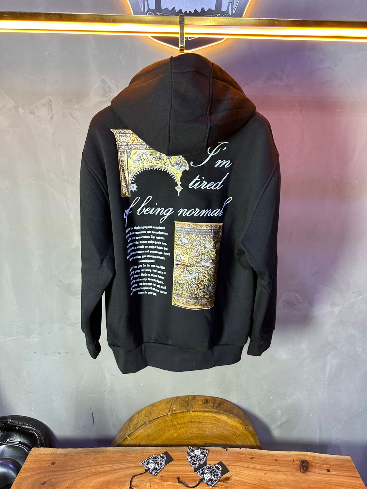 CAPUCH OVERSIZE BLACK E01