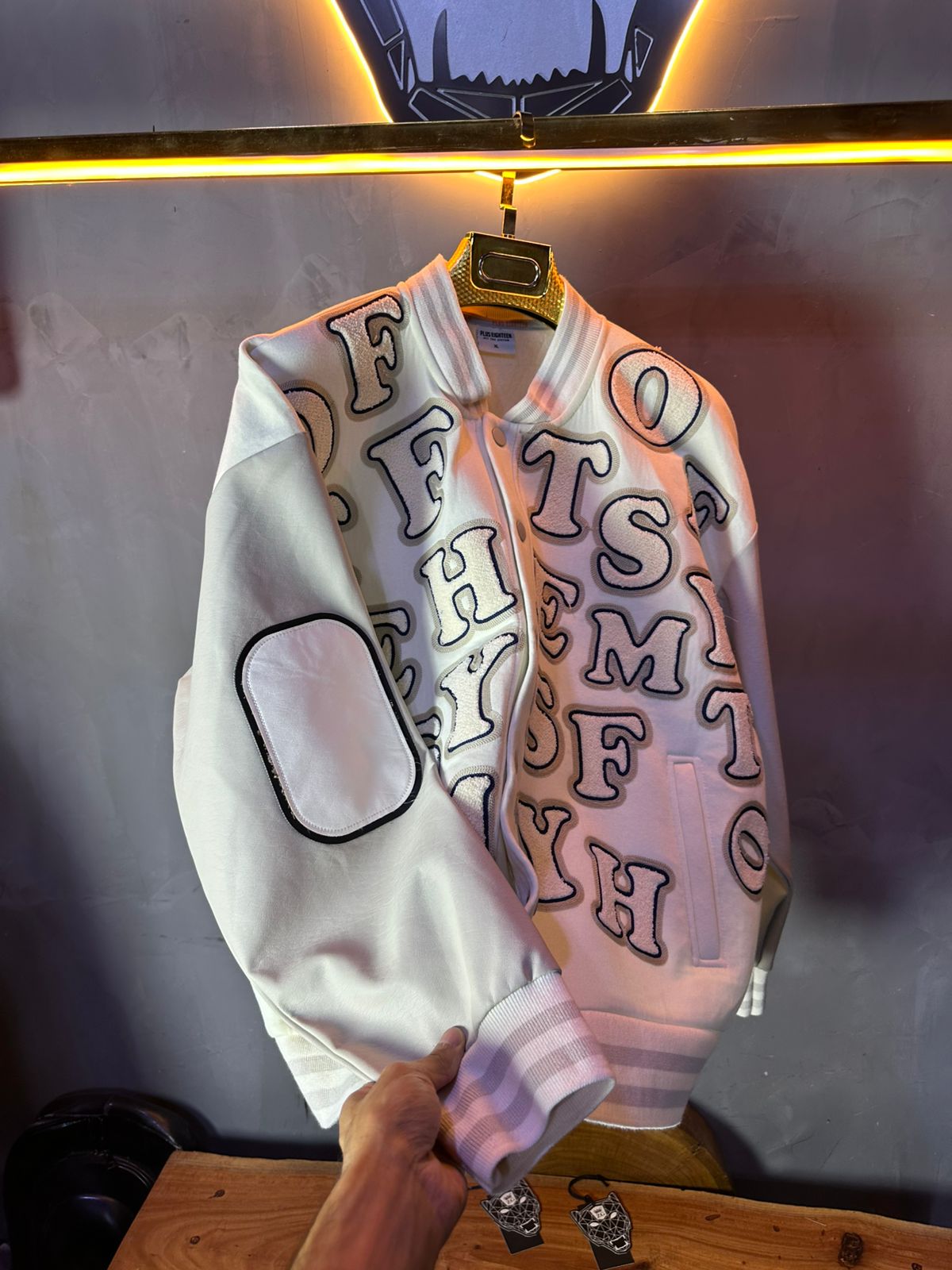 JACKET OVERSIZE WHITE 5706