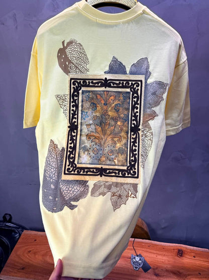 T-Shirt Floral Baroque Feuilles Dorées — Yellow 5087