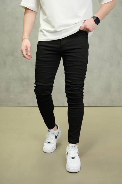 Jean Slim Noir Homme — Coupe Ajustée 524