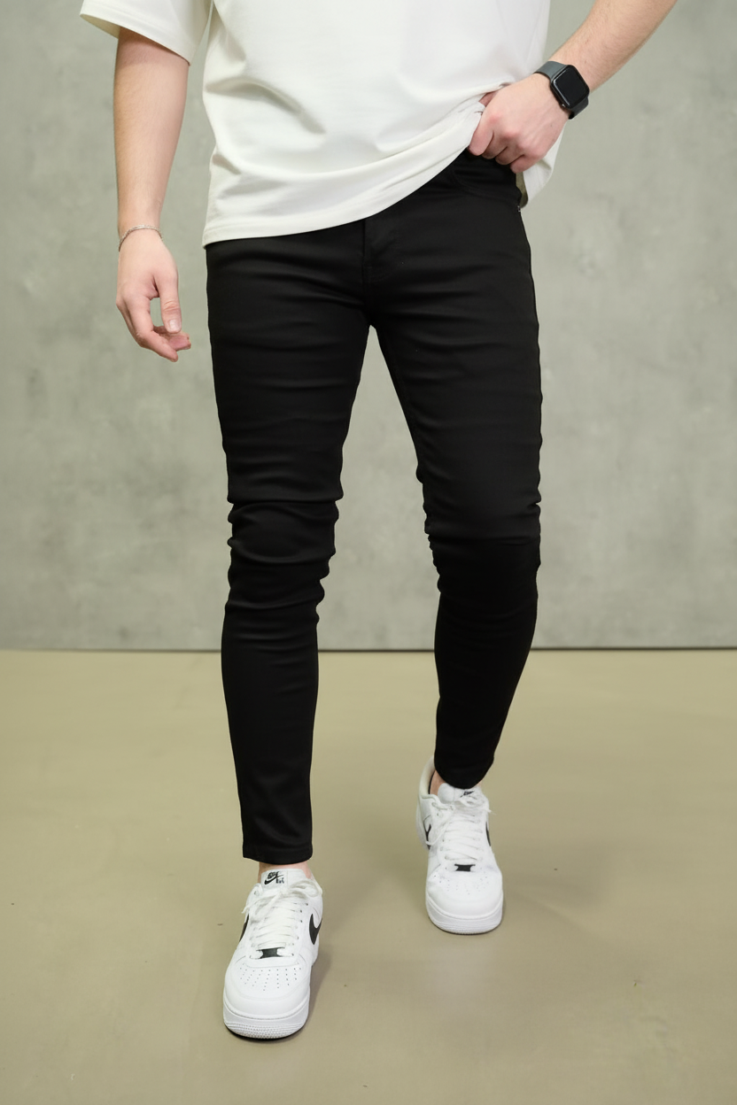 Jean Slim Noir Homme — Coupe Ajustée 524