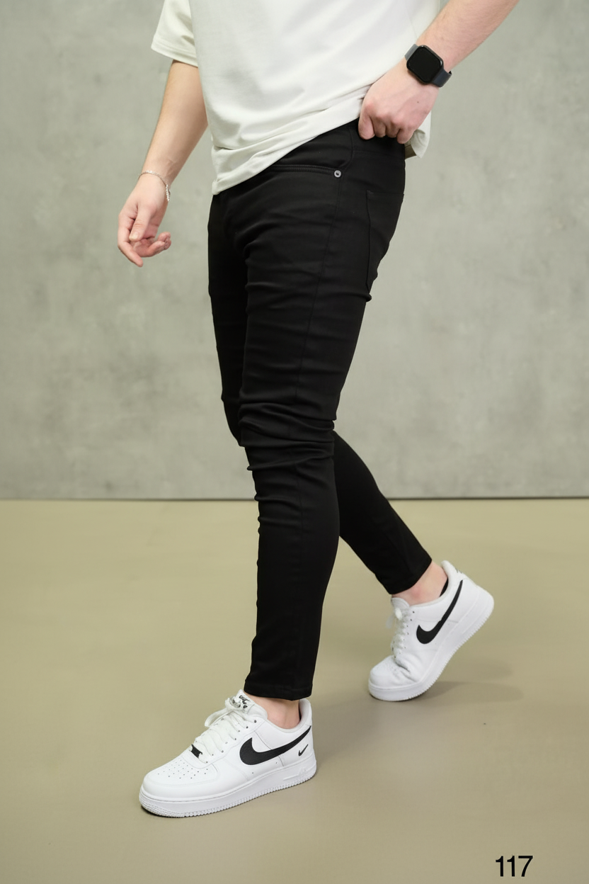 Jean Slim Noir Homme — Coupe Ajustée 524