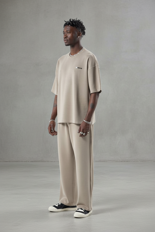 Ensemble Essence of Life — Taupe 142