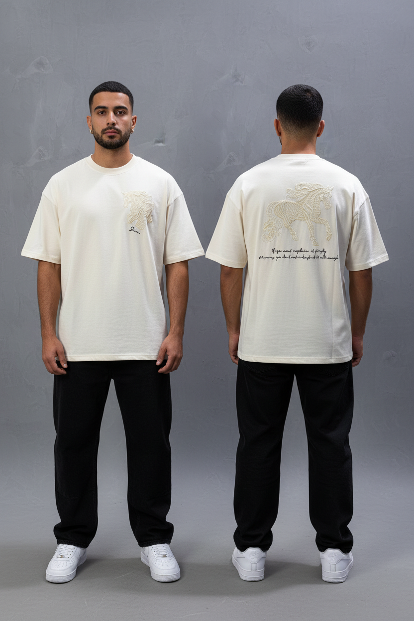T-Shirt Oversize Beige – Cheval Brodé 5124