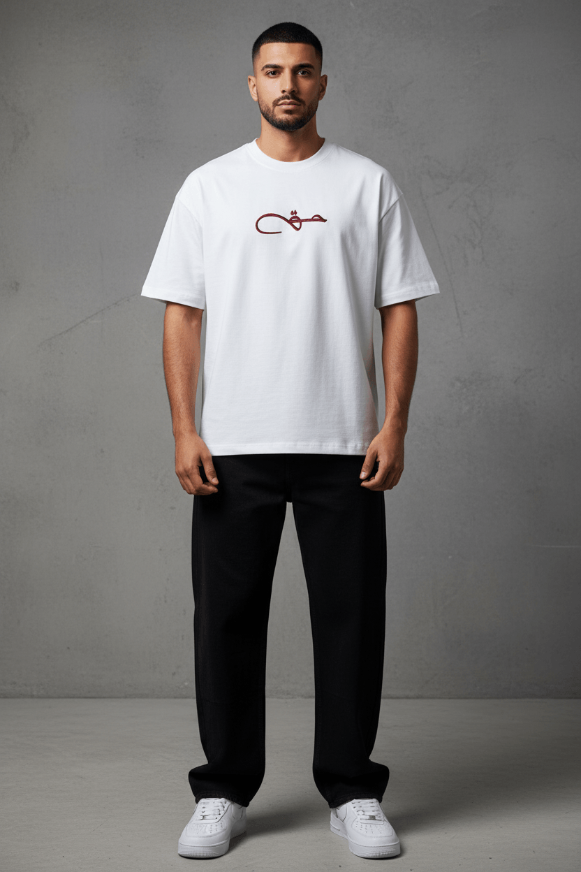 T-Shirt Oversize Blanc Broderie Calligraphie "حق" Arabe 5052